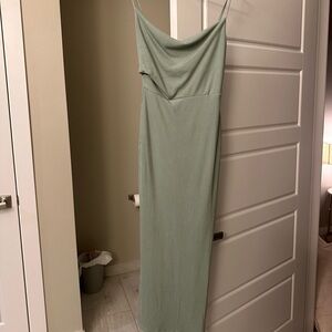 NWT hello molly rooftop martini for two midi dress size 8 sage green